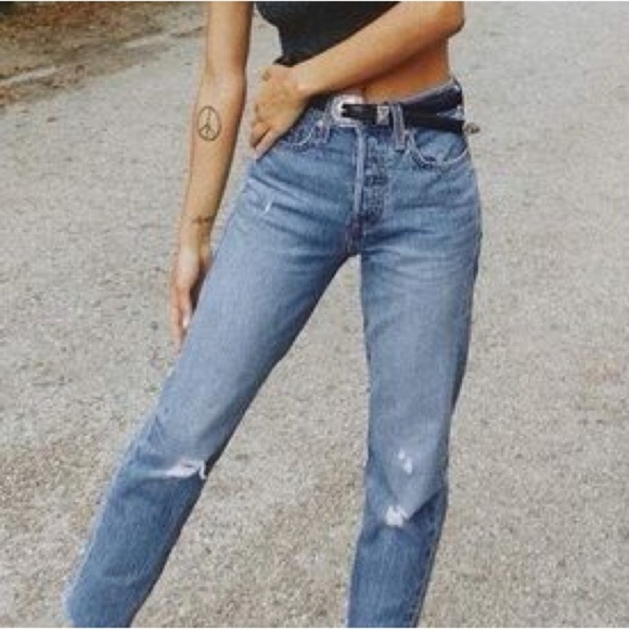 Re/Done Vintage Levi’s 501 destroyed knee raw hem jeans classic wash holes raw - Picture 1 of 17